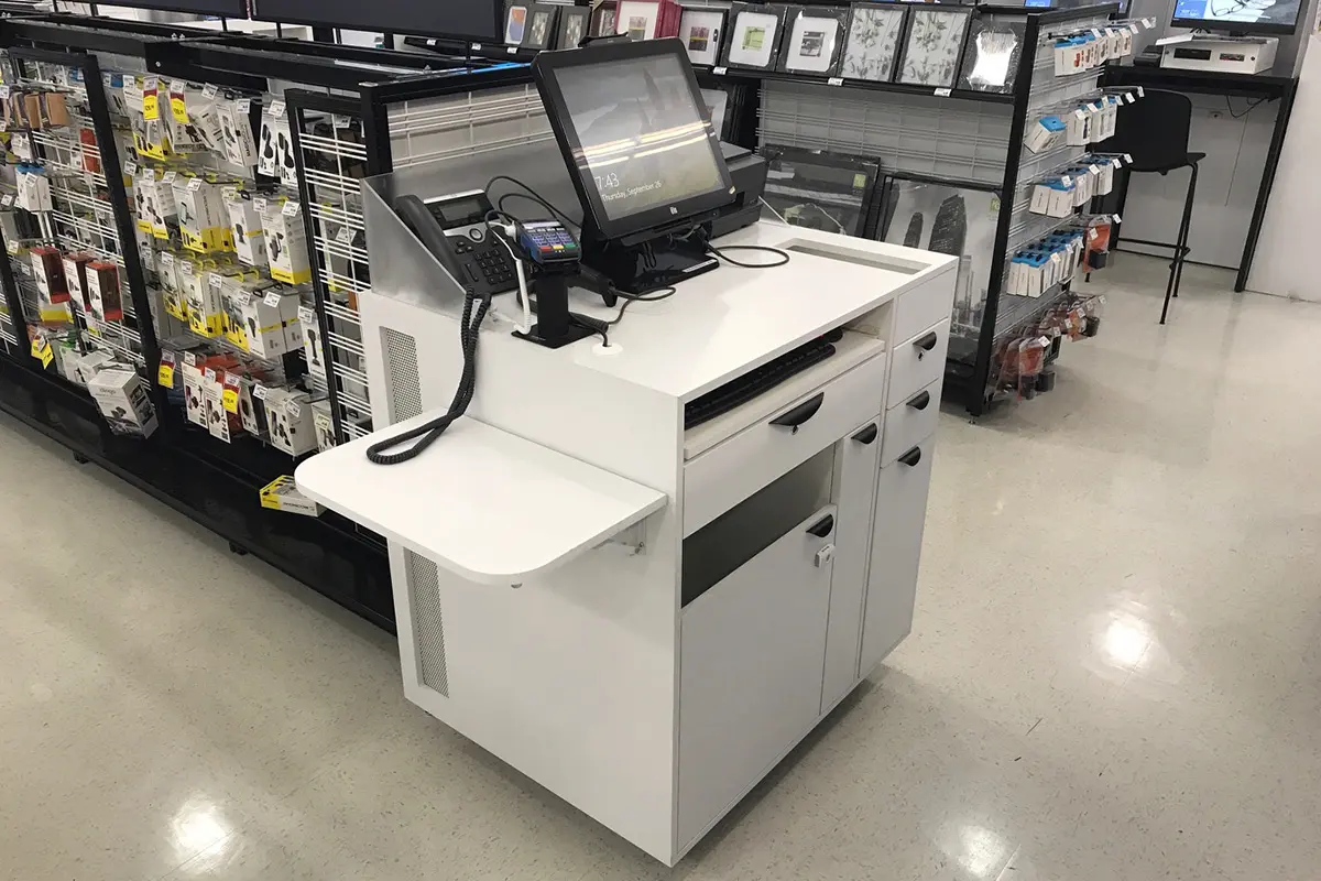 LONDON_DRUGS_04